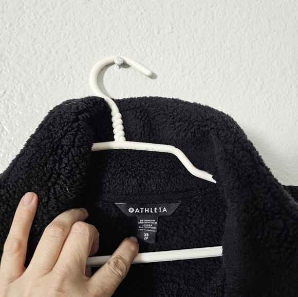 Women's  Athleta Black Fleece Vest Sz XS - Picture 3 of 7